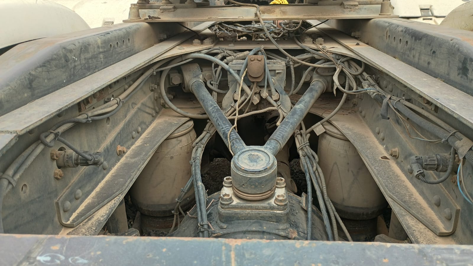 ESTANQUE DE PETROLEO MAN 26.430 BLS 2007  USADO  EN DESARME